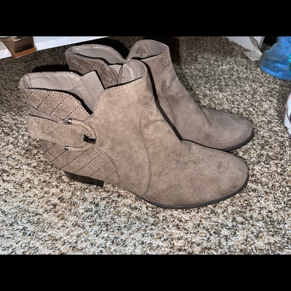 Ankle Boots 👢NWOT